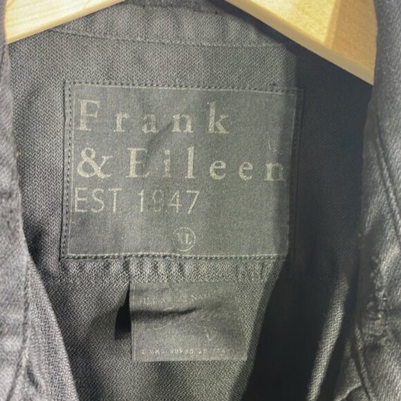 Frank and Eileen Eileen, Black blouse - Picture 5 of 7